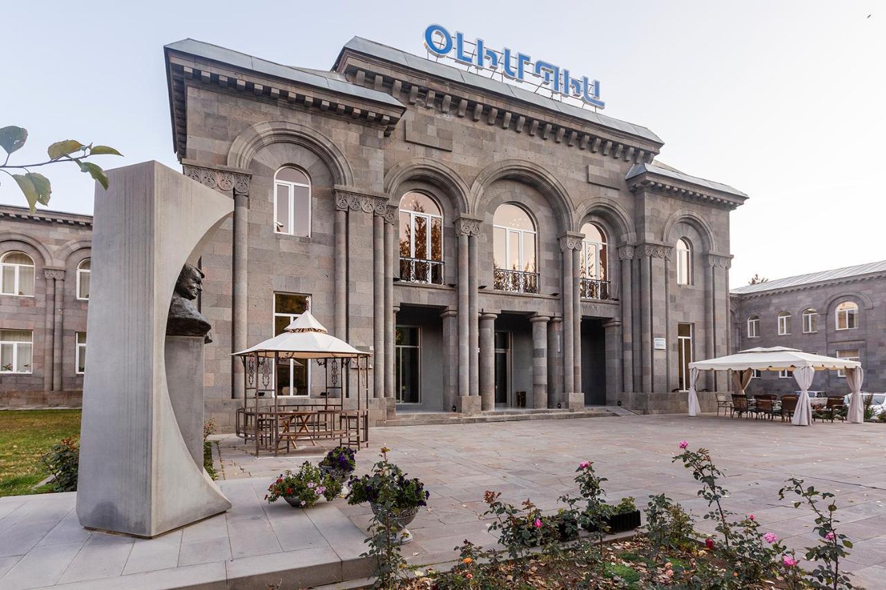 Jermuk Olympia Sanatorium Hotel ภายนอก รูปภาพ