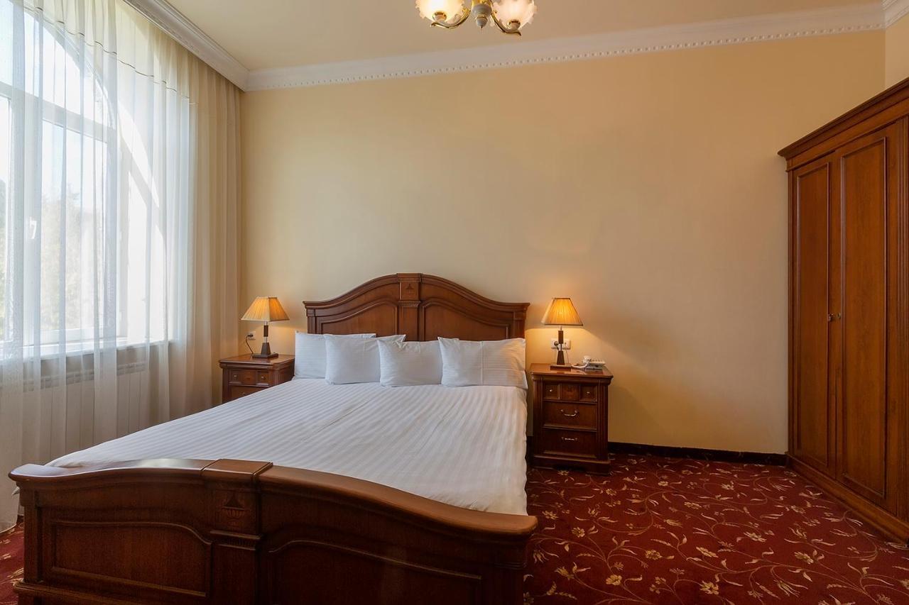 Jermuk Olympia Sanatorium Hotel ภายนอก รูปภาพ